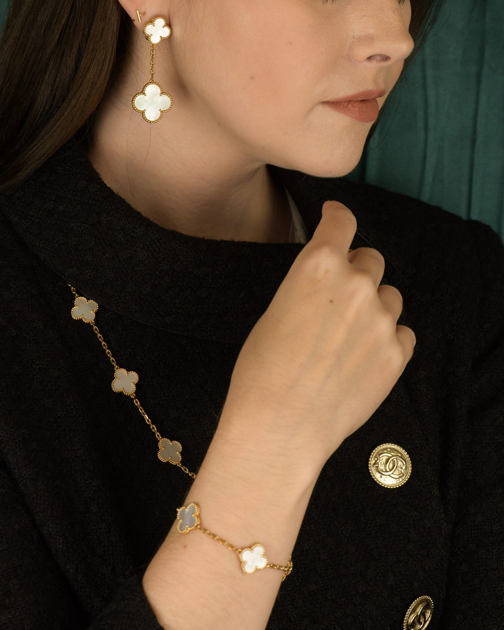 Van Cleef & Arpels 5 Motif Vintage Alhambra Mother of Pearl Yellow Gold Bracelet