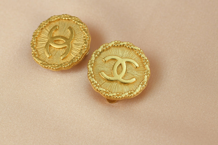 CHANEL Vintage Gold Textured Coin Clip-On Earrings 