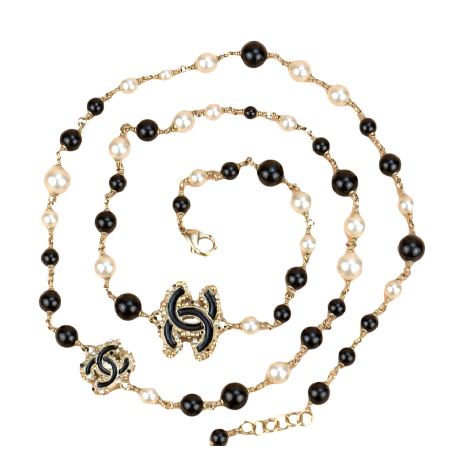 Chanel CC Logo black Onyx And Pearl Long Necklace