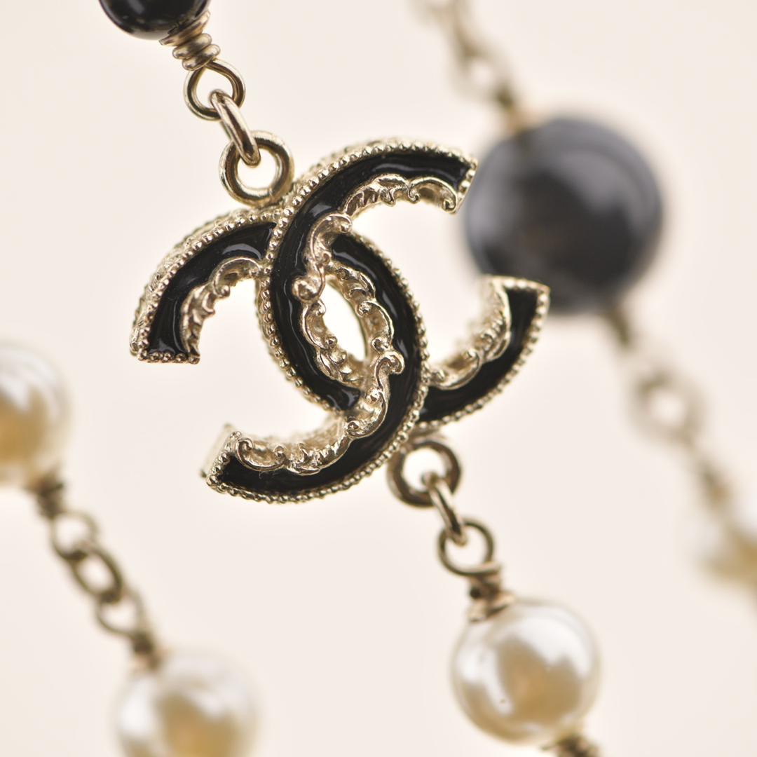 Chanel Pearl Enamel CC Long Necklace Black Gold