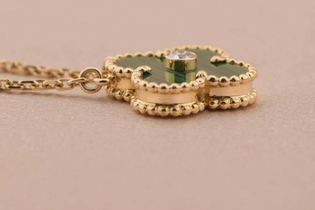 Van Cleef &amp; Arpels Vintage Alhambra 2013 Diamond Malachite Pendant Necklace