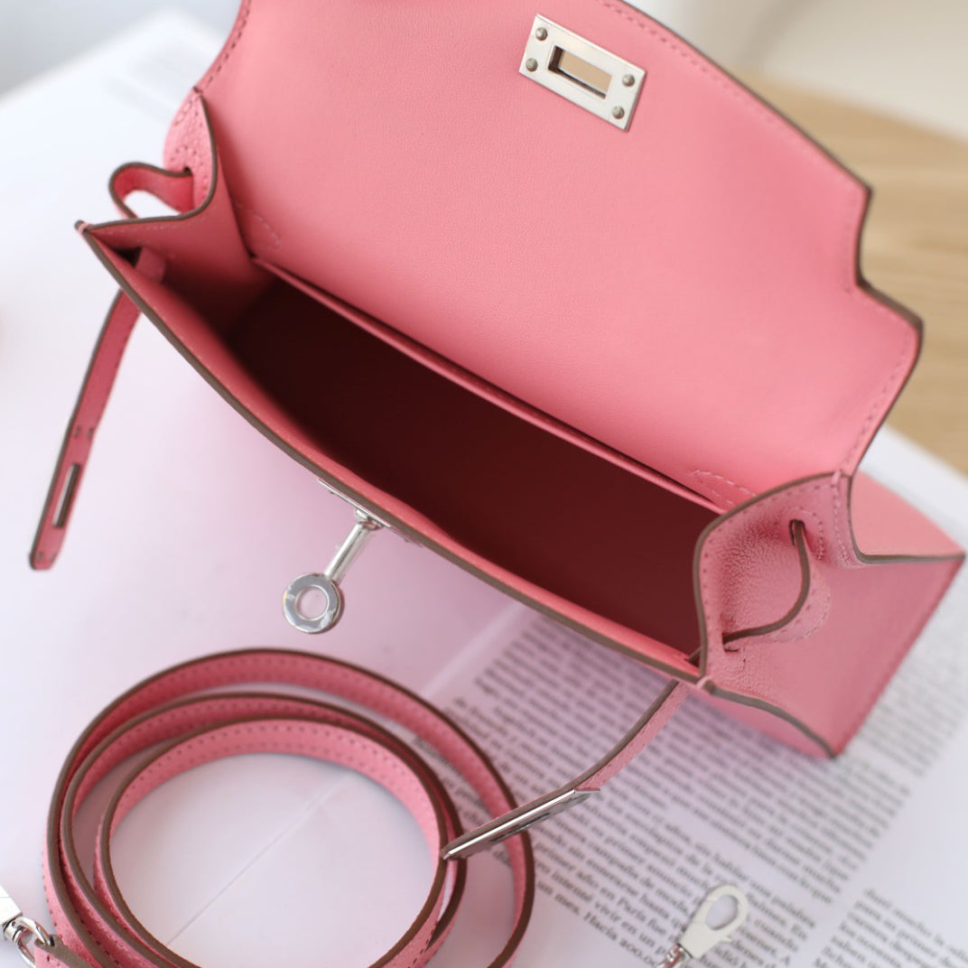 Hermès Mini Kelly 20 II Rose Confetti Chevre Leather with Palladium Hardware