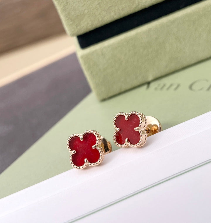 Van Cleef & Arpels Sweet Alhambra Carnelian 18K Rose Gold Earstuds