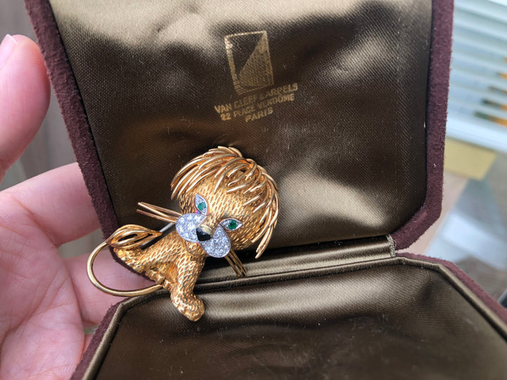 Van Cleef & Arpels Gold Diamond Emerald Lion Brooch With Original Box