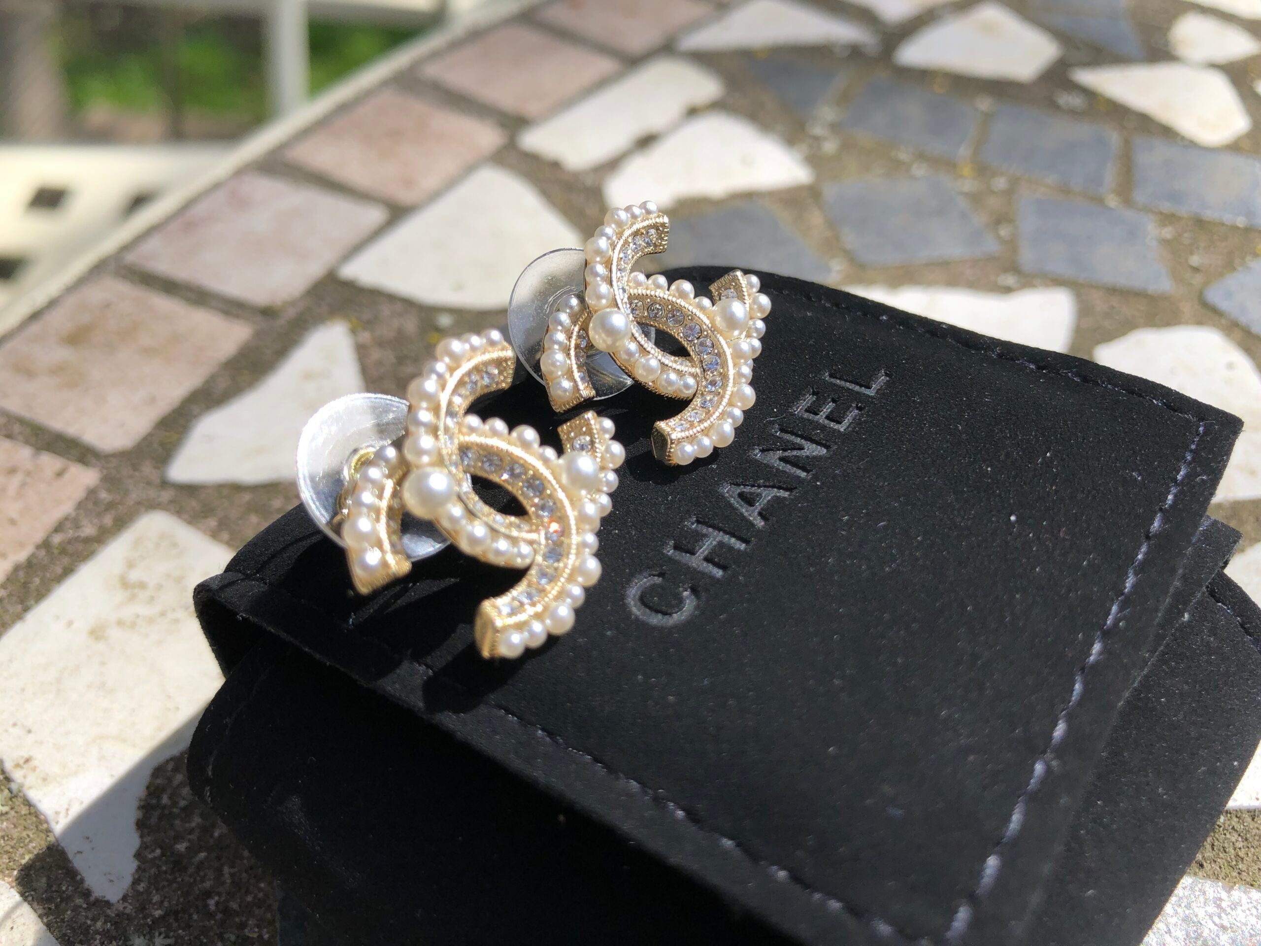 Chanel double deals c stud earrings