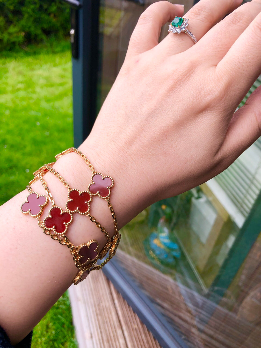 Vintage Alhambra bracelet, 5 motifs 18K rose gold, Carnelian - Van Cleef &  Arpels