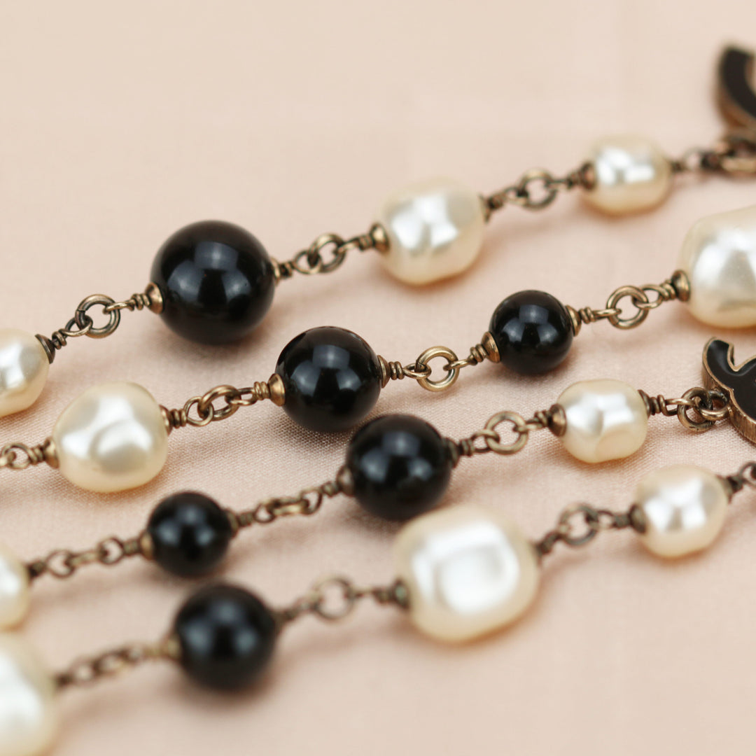 Chanel 2014 CC Black & White Pearl Chain Necklace