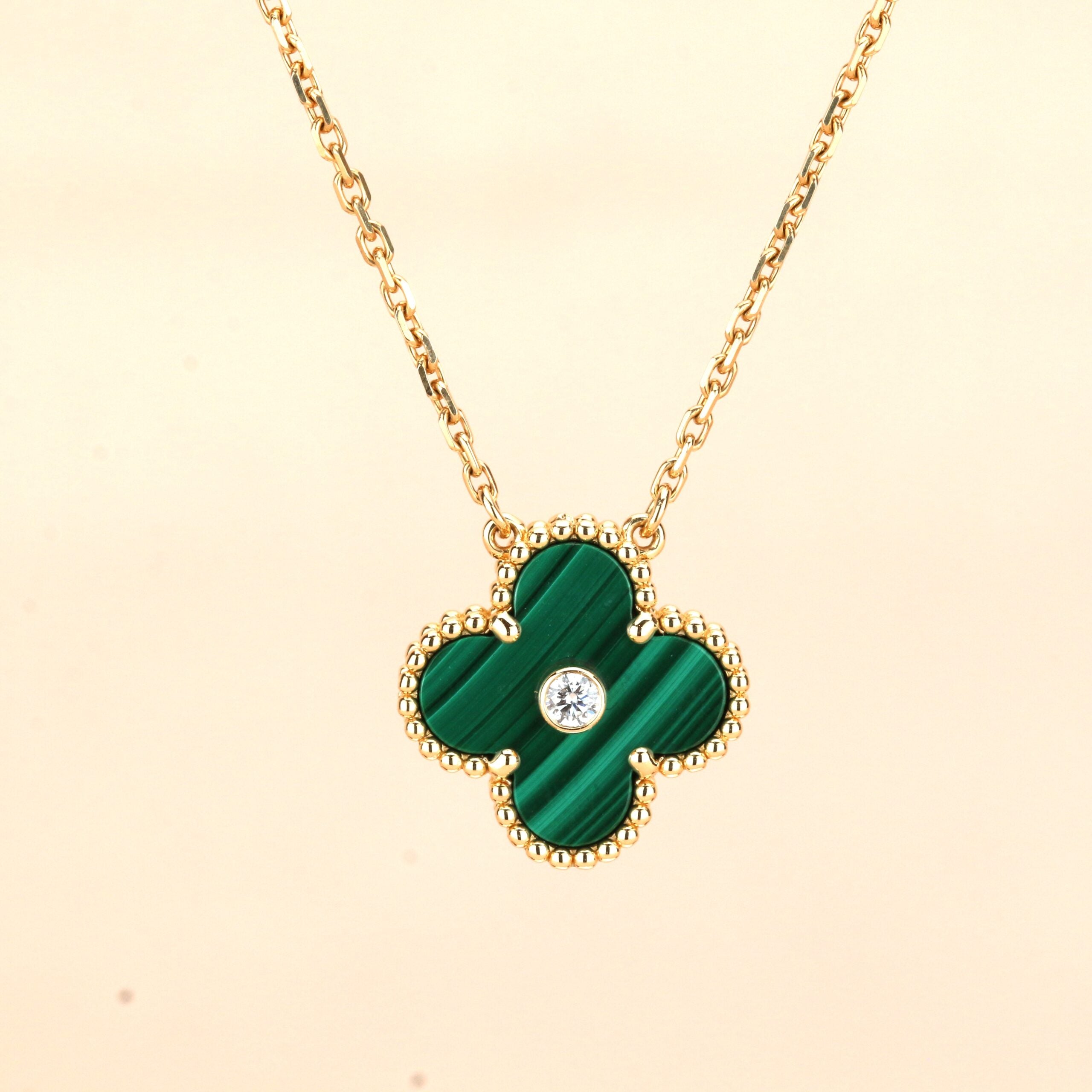 Van cleef deals malachite necklace