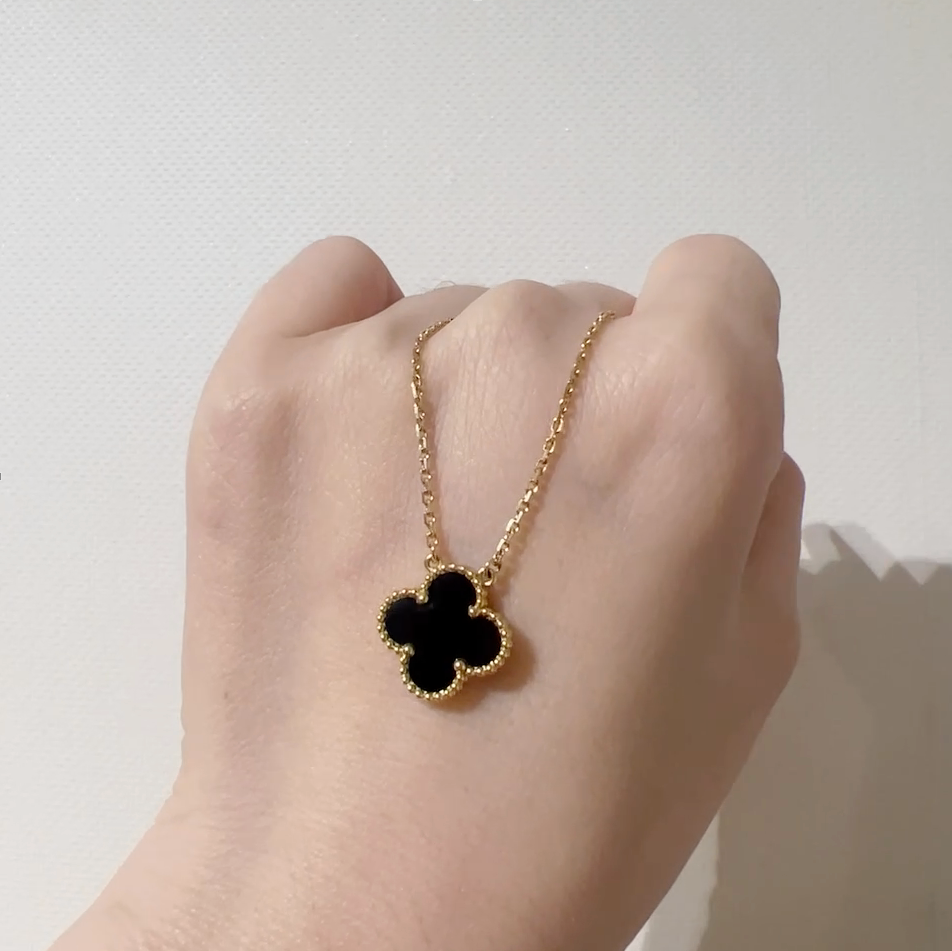 Van Cleef & Arpels Onyx Vintage Alhambra Pendant