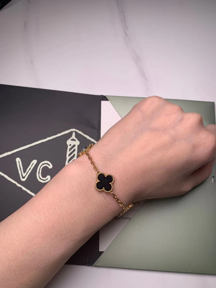 Van Cleef Arpels Black Onyx Vintage Alhambra 18k Gold Bracelet