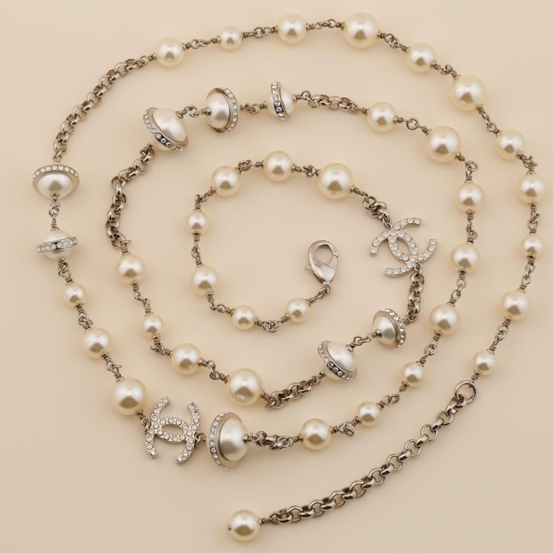 Chanel CC Logo Faux Pearl and Diamond Long Necklace – Dandelion