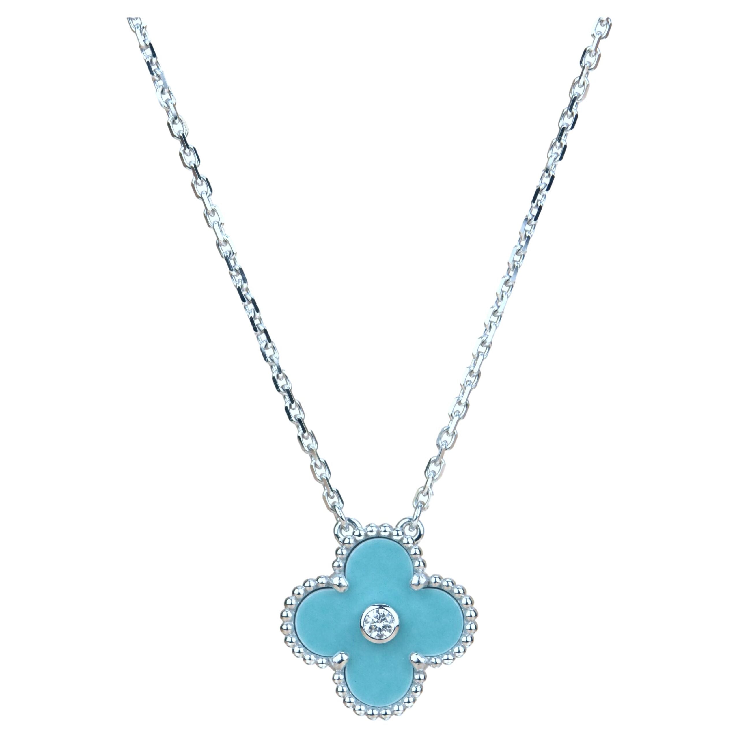 Van cleef holiday hotsell pendant