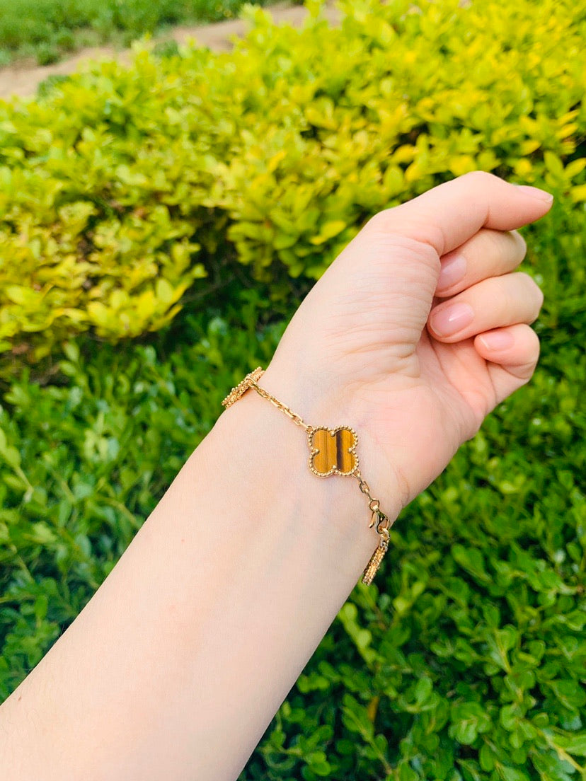 Van Cleef Arpels Tiger s Eye Vintage Alhambra 5 Motif Gold Bracelet Dandelion Antiques