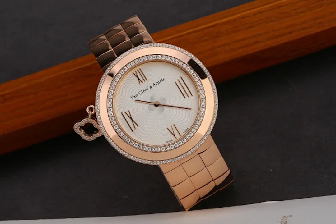 Van Cleef & Arpels Charms Rose Gold Diamond Quartz Watch VCARN5LF00