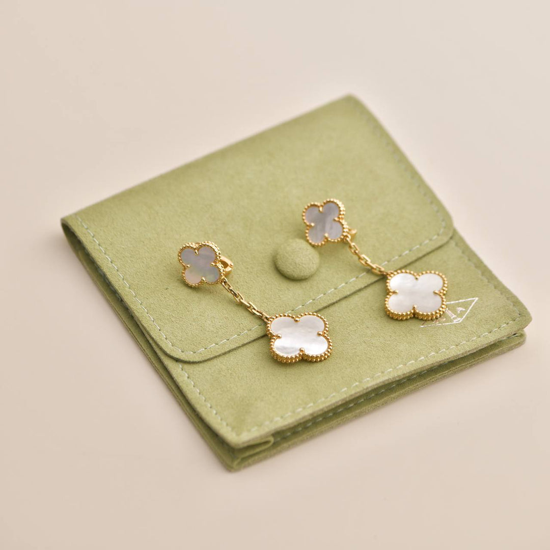 Lucky Alhambra earrings, 2 motifs 18K yellow gold, Mother-of-pearl