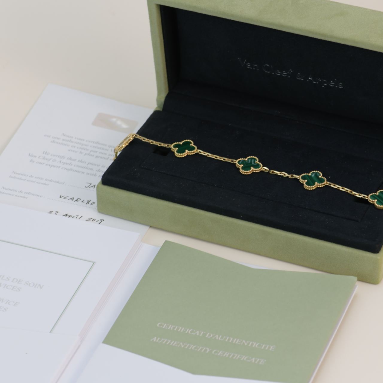 Van cleef green on sale bracelet