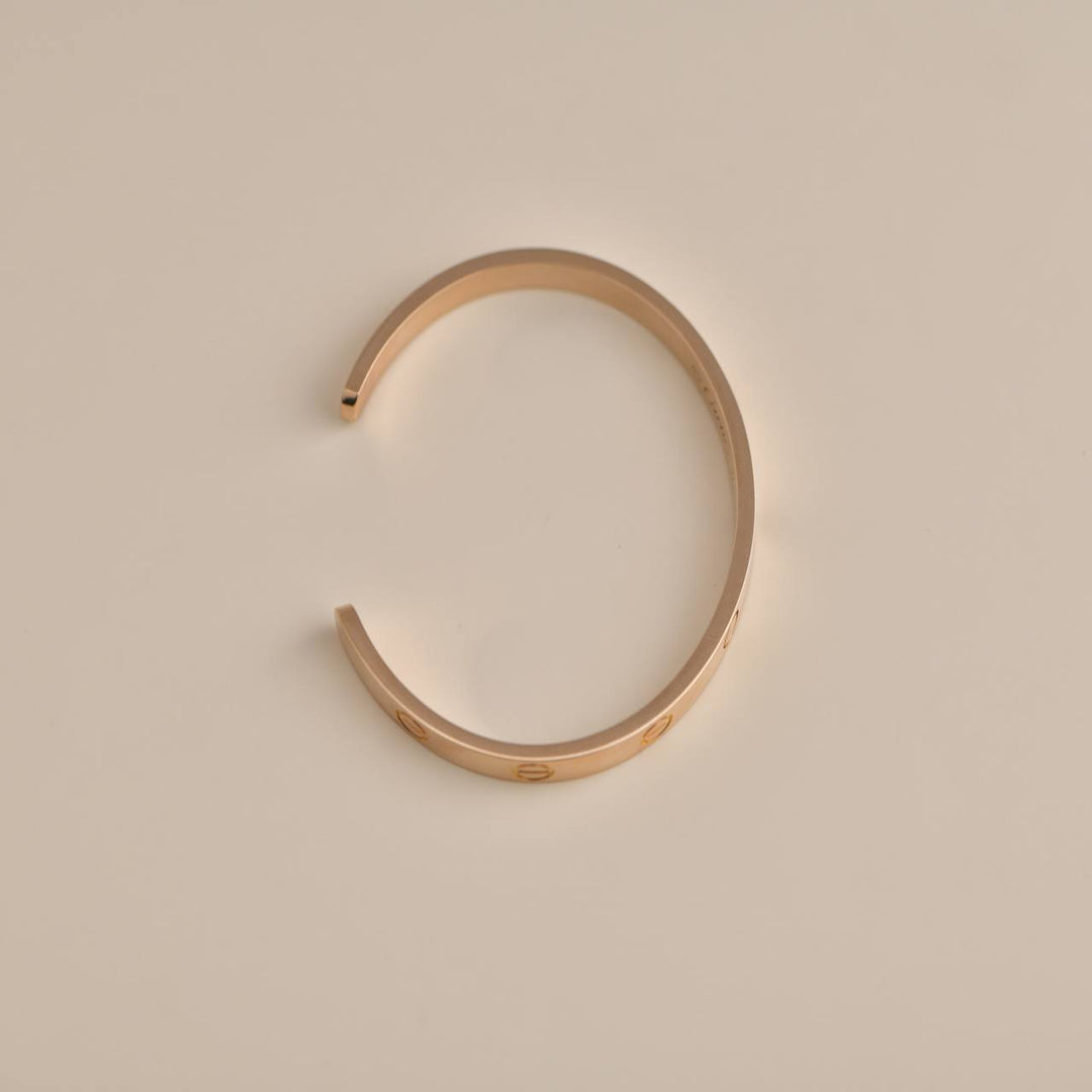 Cartier Love Yellow Gold Bangle with Sapphire Size 17