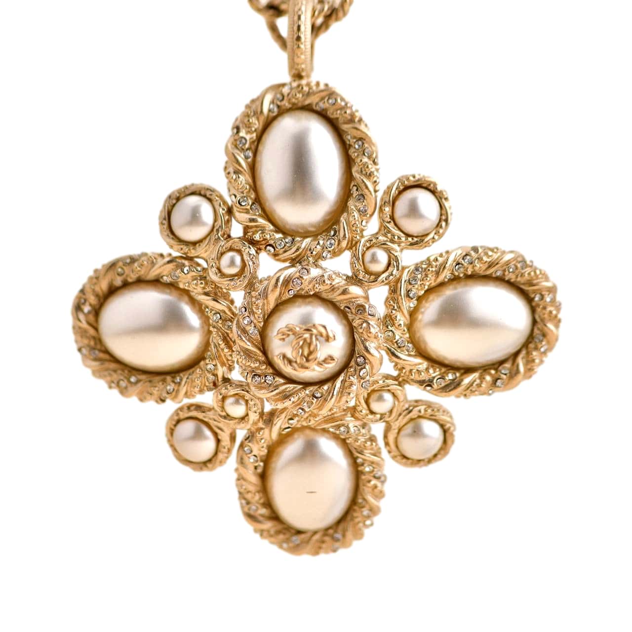 Chanel CC Baroque Pearl Necklace Dandelion Antiques