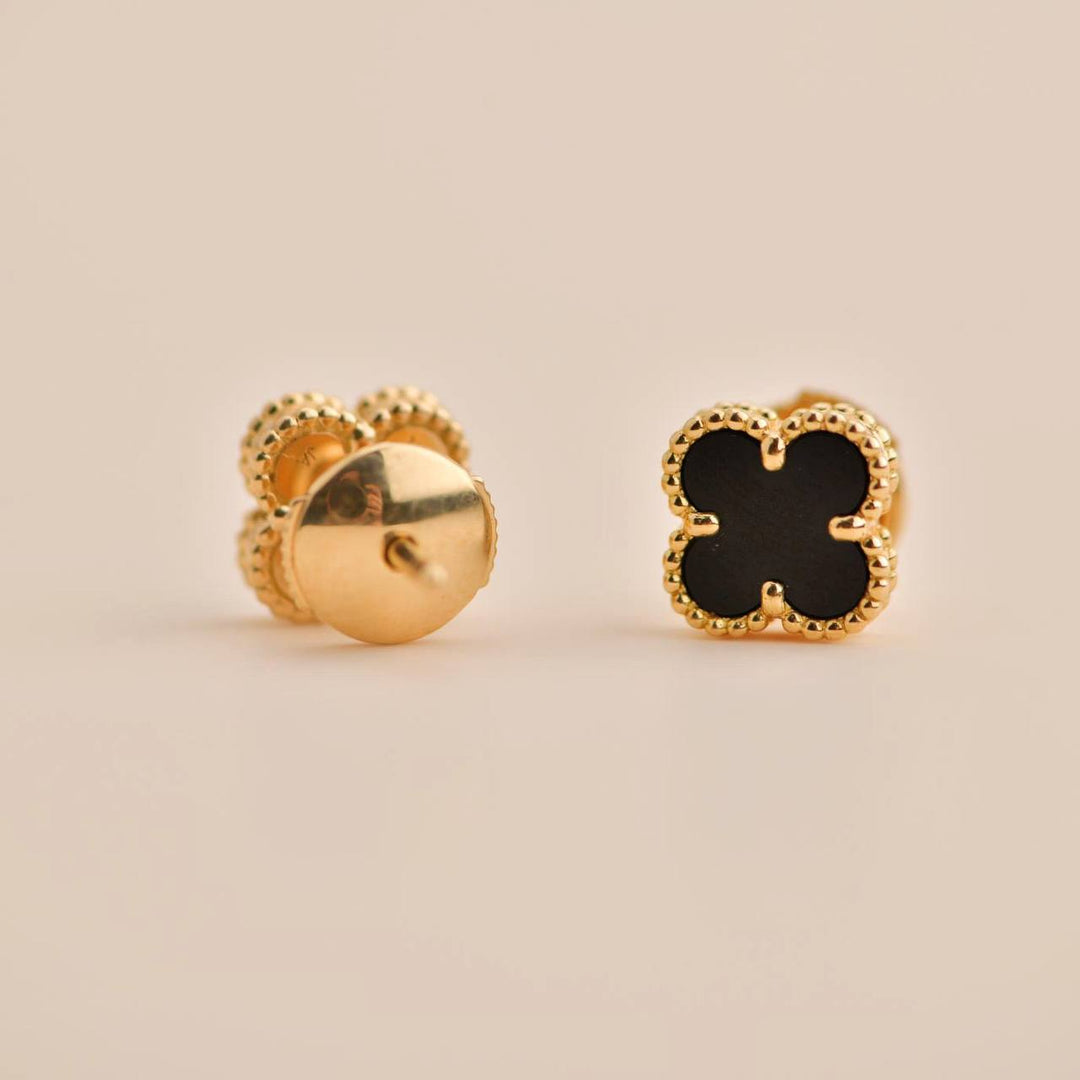 Van Cleef & Arpels Sweet Alhambra Onyx 18k Yellow Gold Earstuds