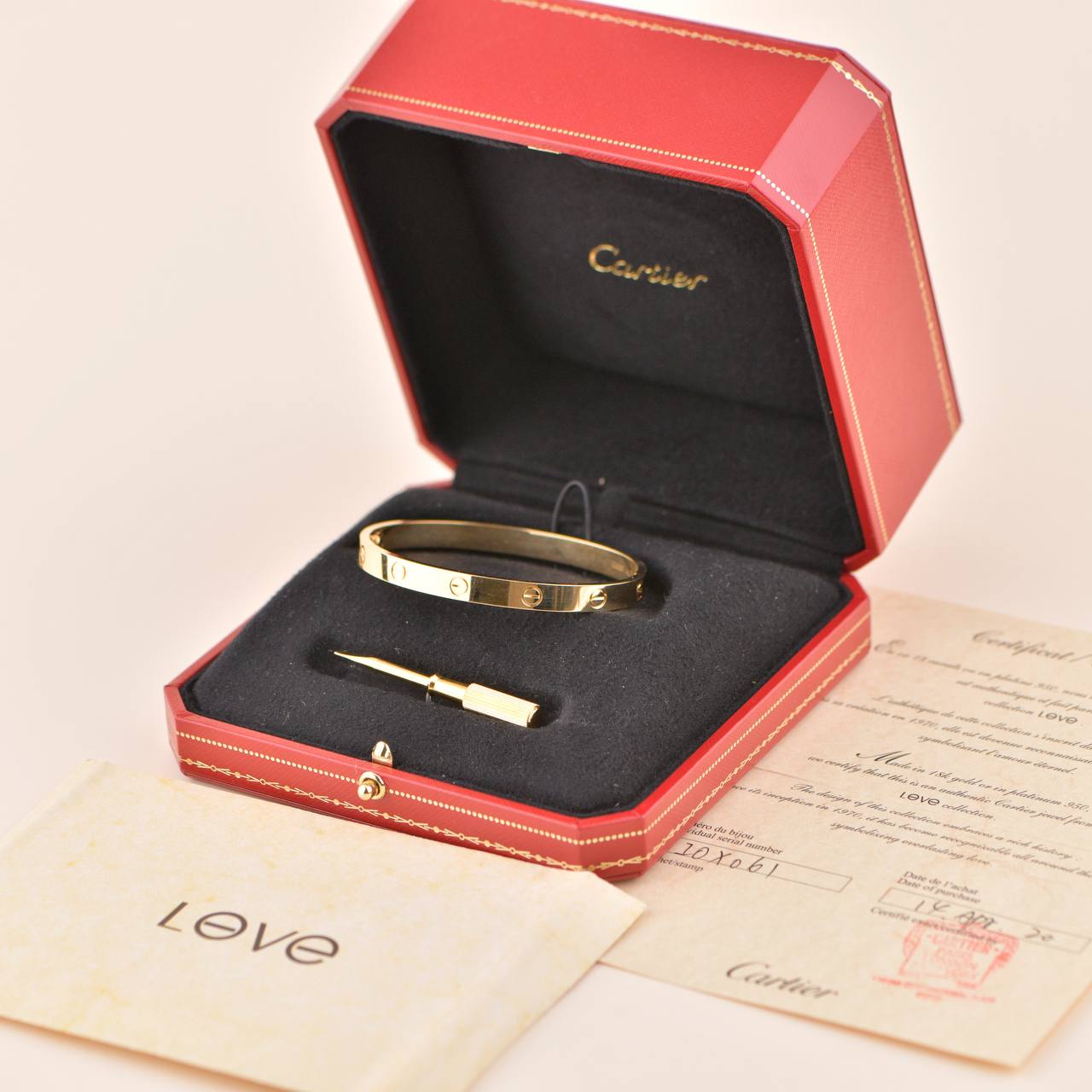 Cartier 1970 hot sale love bracelet