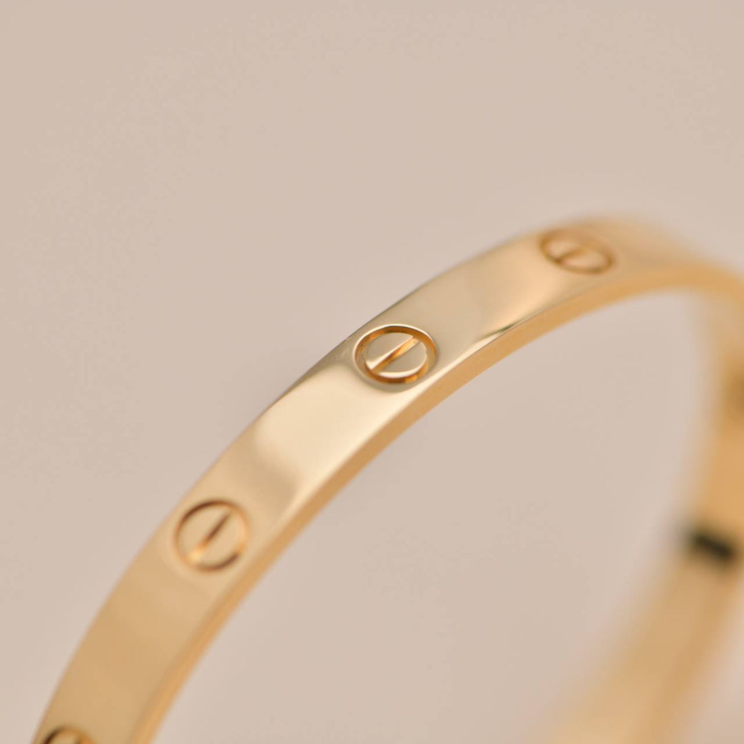 Cartier Love Bracelet 18K Yellow Gold Size 18