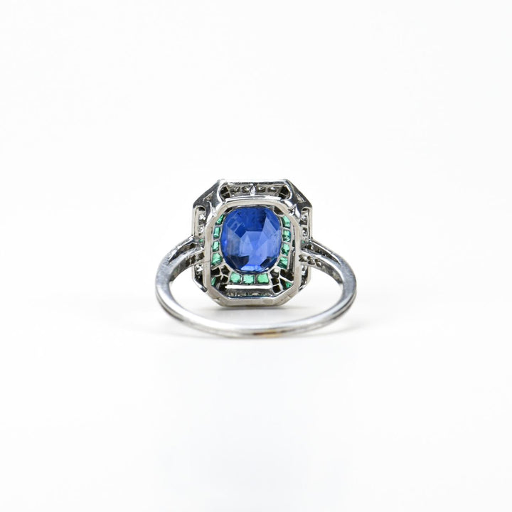 Edwardian Platinum 3.7 Carat Sapphire Emerald Diamond Ring
