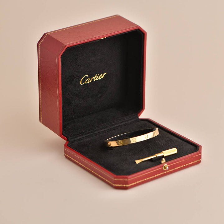 Cartier Love Bracelet 18K Yellow Gold Size 18