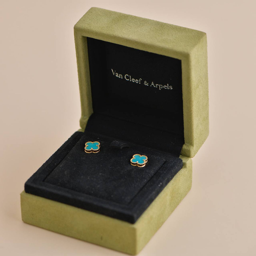 Van Cleef & Arpels Sweet Alhambra Turquoise 18K Yellow Gold Earstuds