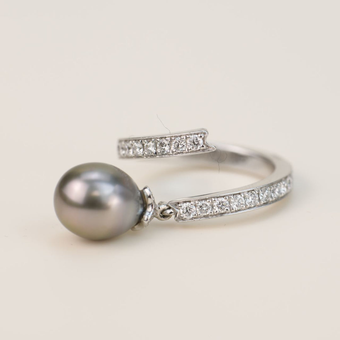 Chaumet 18K White Gold Black Pearl Diamond Ring