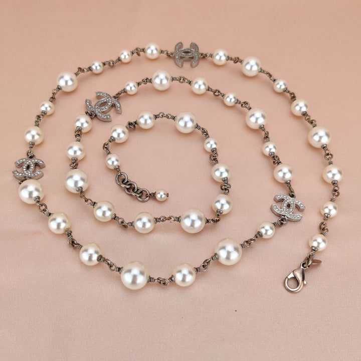 Chanel CC Logo Pearl & Crystal Long Pearl Necklace in Gilt Gold